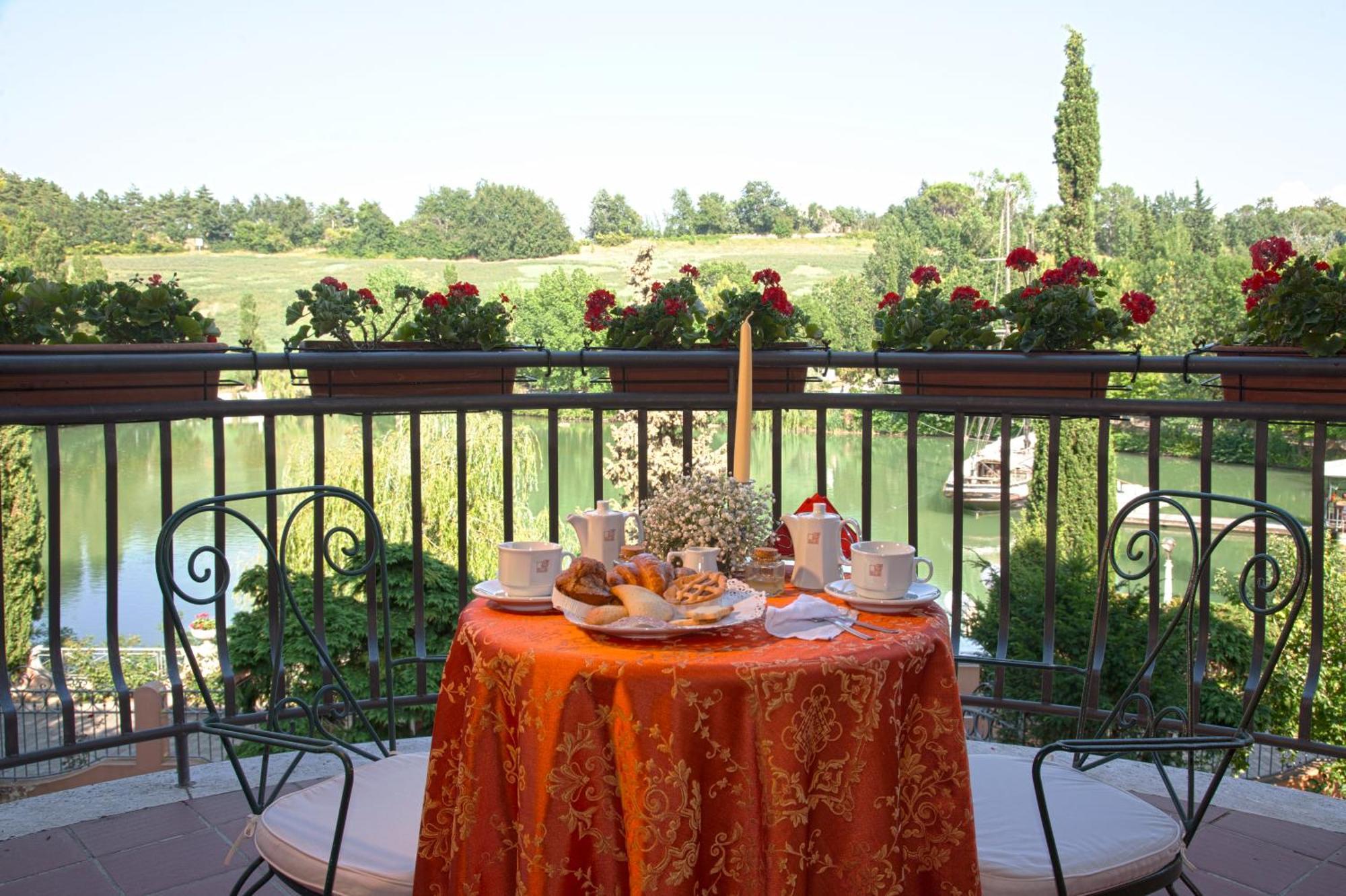 Hotel Villa Leri Monte Colombo Zewnętrze zdjęcie